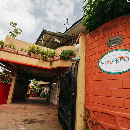 Rock Cliff Home Stay Shillong Dış mekan fotoğraf